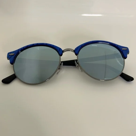 Ray-Ban Mirrored Round Clubmaster Sunglasses Ray-Ban RB3016 Clubmaster Sunglasses in Havana with Crystal  main image 3